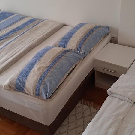Apartment Marko Требинє Екстер'єр фото