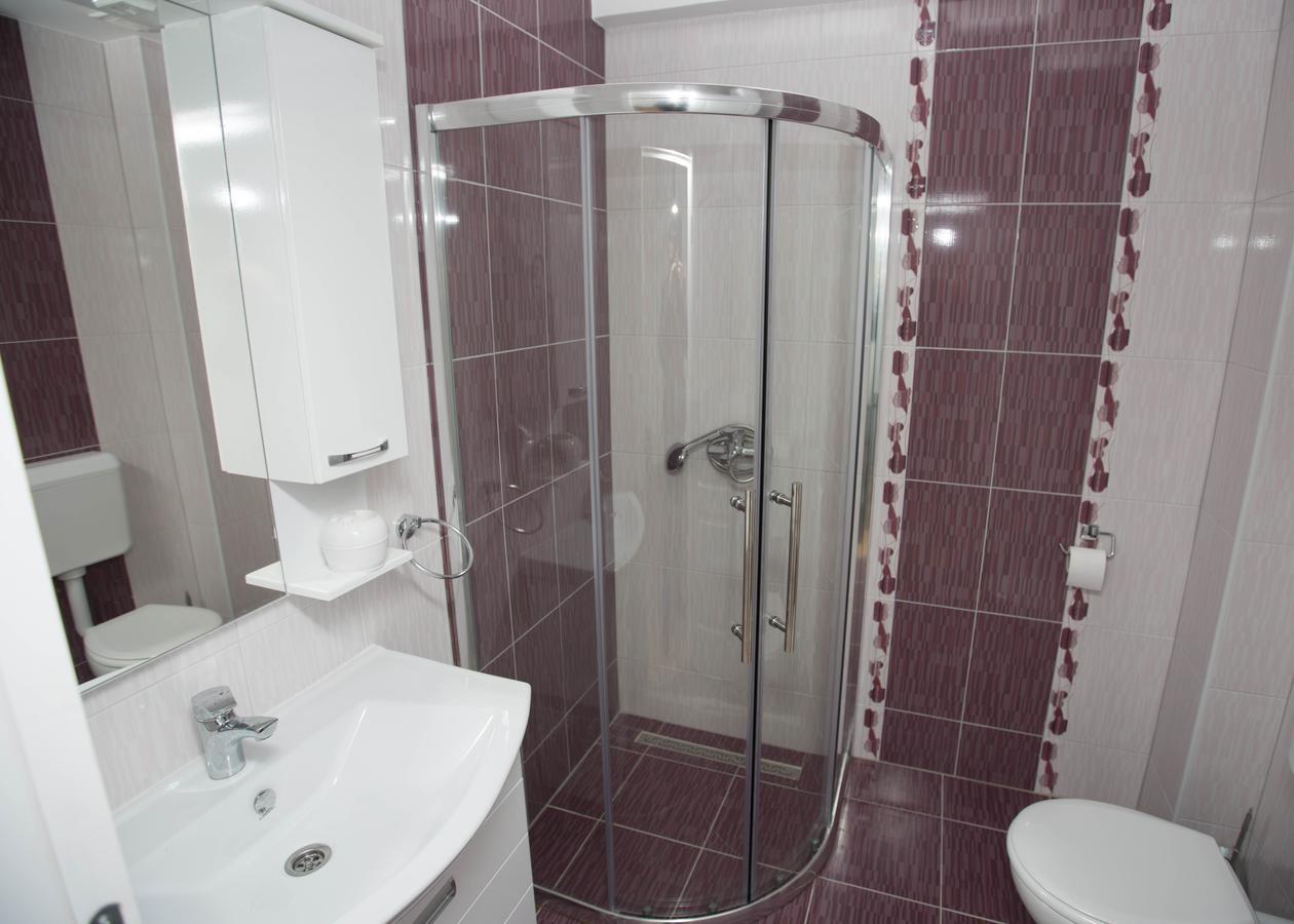 Apartment Marko Требинє Екстер'єр фото