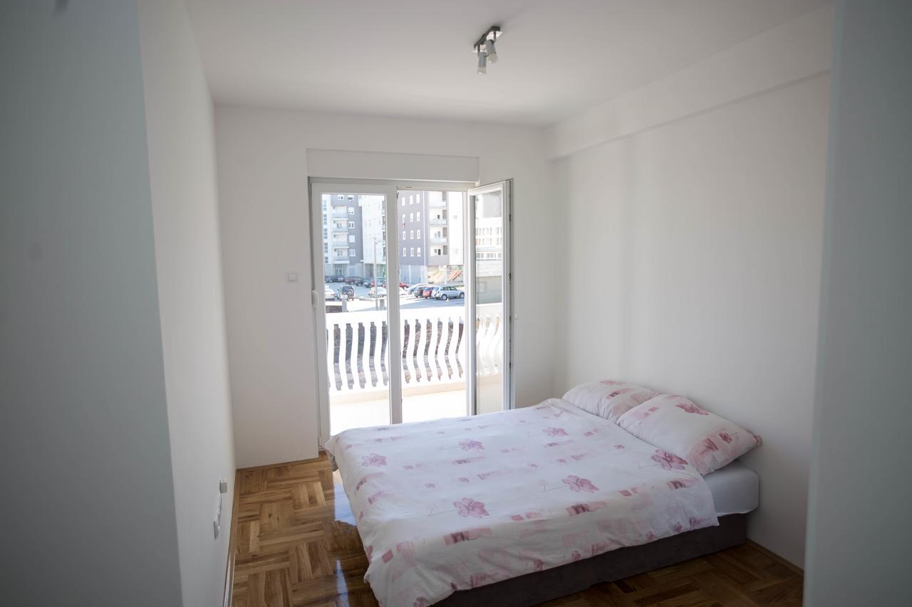 Apartment Marko Требинє Екстер'єр фото